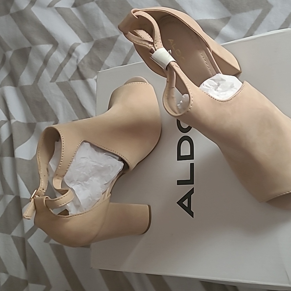 Aldo Rienia Booties - Picture 5 of 7